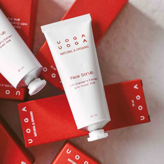Face Scrub with Flower Acid and Cranberry Extract by Uoga Uoga